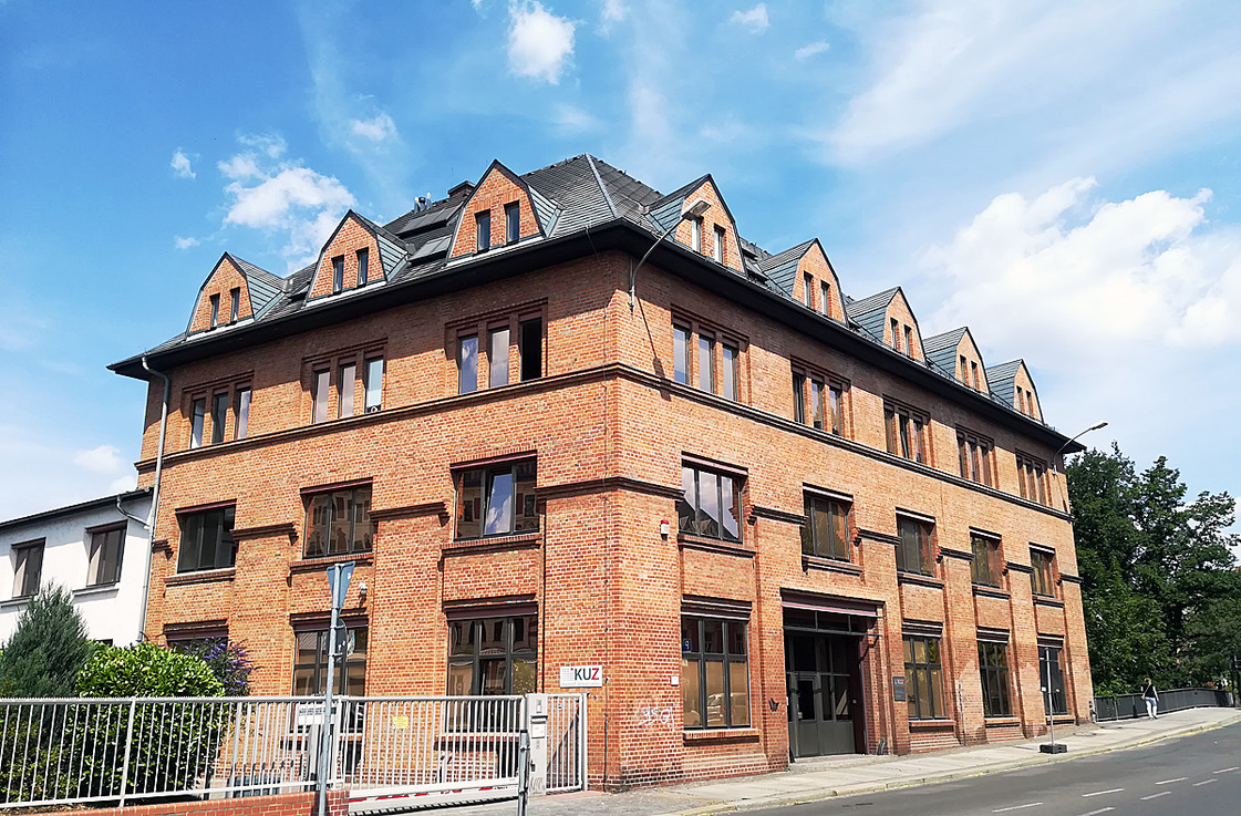2018_KUZ_Gebaeude.jpeg